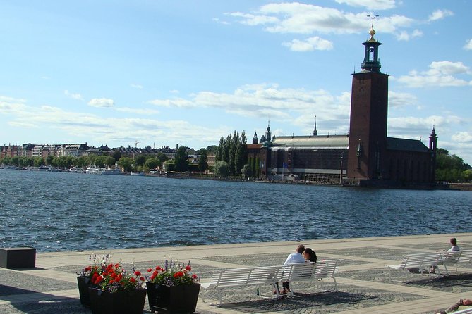 Stockholm Old Town and the Vasa Museum, a Small Group Walking Tour.