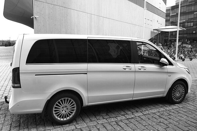 Stockholm Private Driver by Vip Car