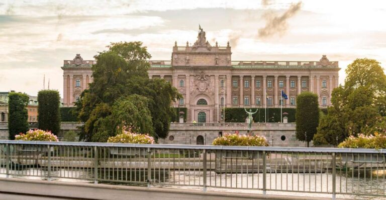 Stockholm Royal Palace Museums Gamla Stan Skip-the-line Tour