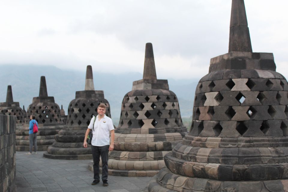 1 sunrise borobudur hill waterfall Sunrise Borobudur Hill - Waterfall