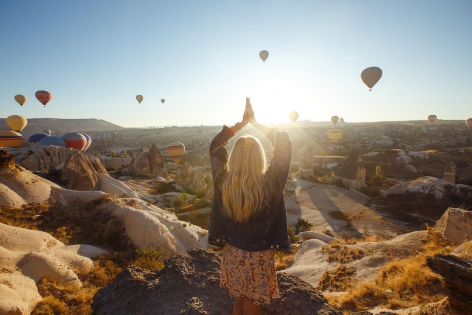 Sunrise Hot Air Balloon Watching Experience