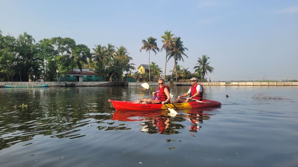 1 sunrise sunset backwater village kayaking tour kumarakom Sunrise / Sunset Backwater Village Kayaking Tour (Kumarakom)