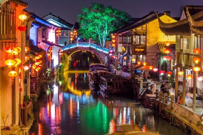 Suzhou Self-Guided Tour With Zhouzhuang or Tongli Water Town From Wuxi