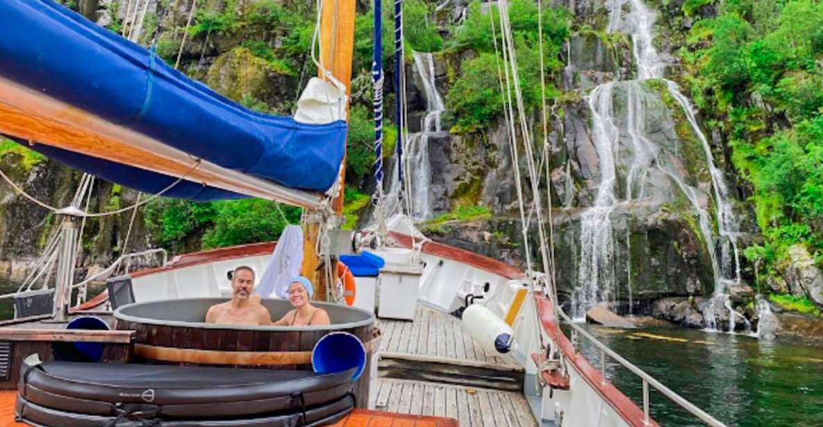 Svolvaer: Luxury Trollfjord Cruise With Reindeer Soup - Experience Highlights