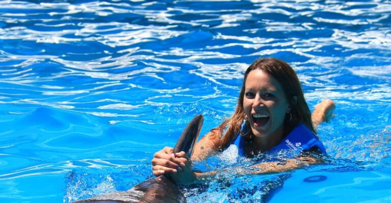 Swim With Dolphins Ride – Interactive Aquarium Cancun