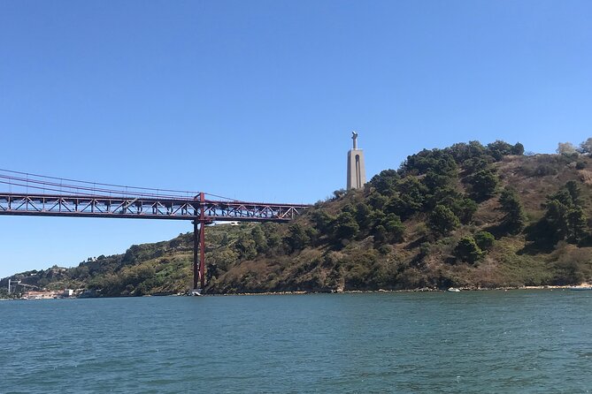 Tagus River Sightseeing Cruise in Lisbon