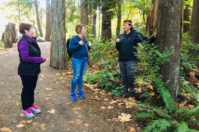 Talking Trees: Stanley Park Indigenous Walking Tour Led by a First Nations Guide