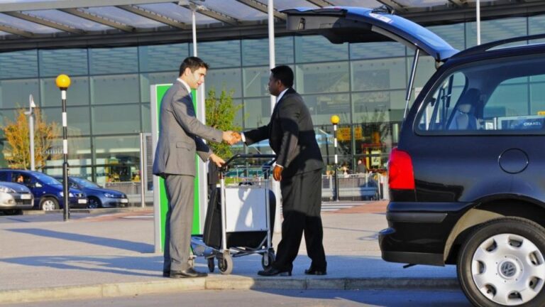 Tangier: Private Airport Transfer