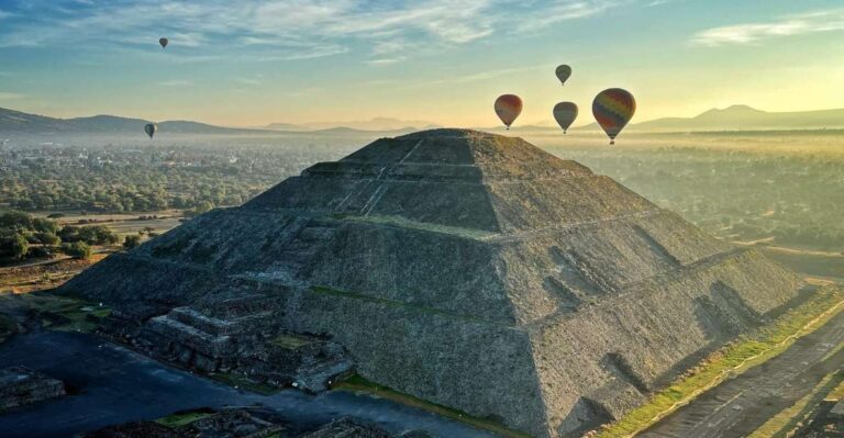 Teotihuacan: Balloon Flight With Transport and Free Time