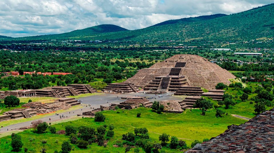 Teotihuacan Tour Transport Basilica Tlatelolco Cave