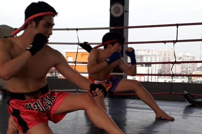 Thai Boxing Lesson, Family and Kids Friendly