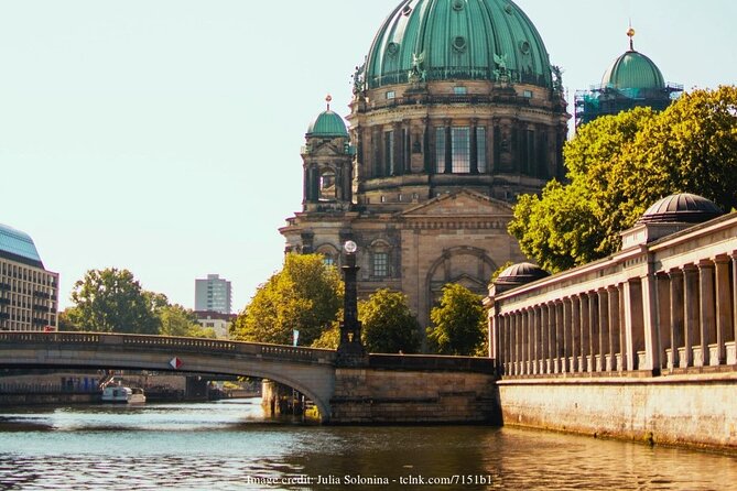 The Best of Berlin Highlights: Private Half-Day Walking Tour