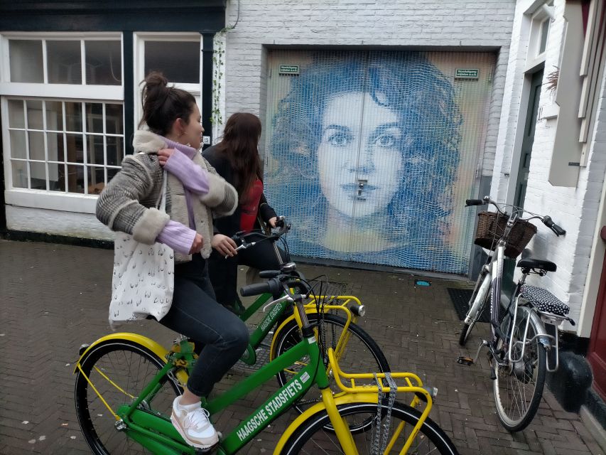 1 the hague 25 hour guided street art bike tour The Hague: 2,5-Hour Guided Street Art Bike Tour