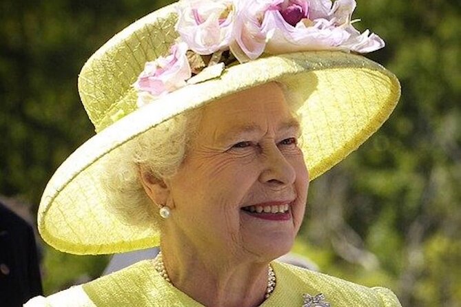 The Life & Legacy of Queen Elizabeth II-A Royal Private Tour
