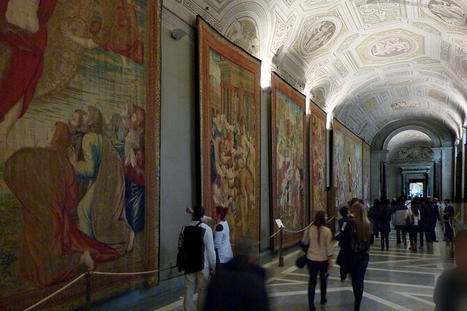 The Vatican Private & Skip the Line Tour W/Sistine Chapel
