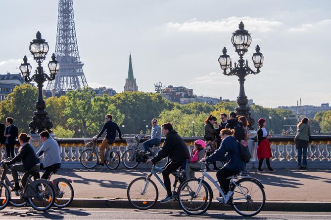 The Wonders of Paris by Bike (Day)