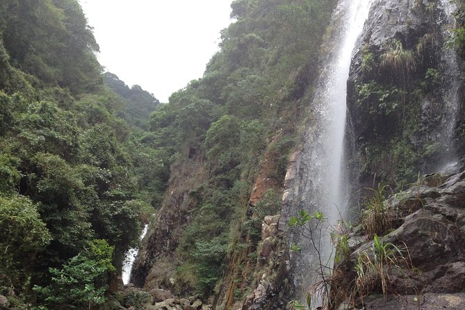 Three Dragon Gorge River Walking Tour