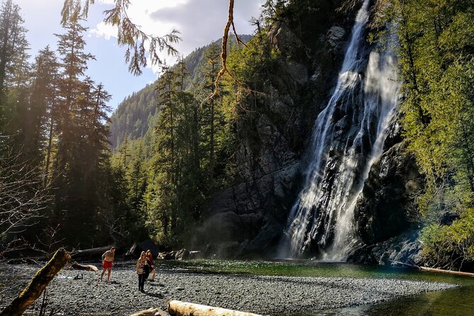 Tofino Private Tour: Coastal Excursion to Rainforest Waterfall