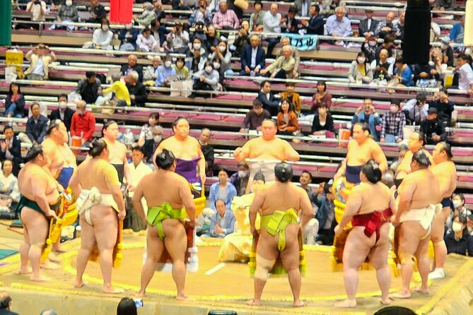Tokyo – Osaka Sumo Tournament