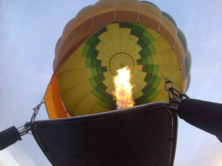 Toledo: Hot Air Balloon Ride With Spanish Breakfast