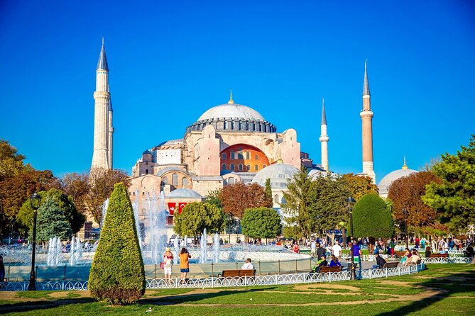 Topkapi Palace With Harem and Blue Mosque Guided Tour