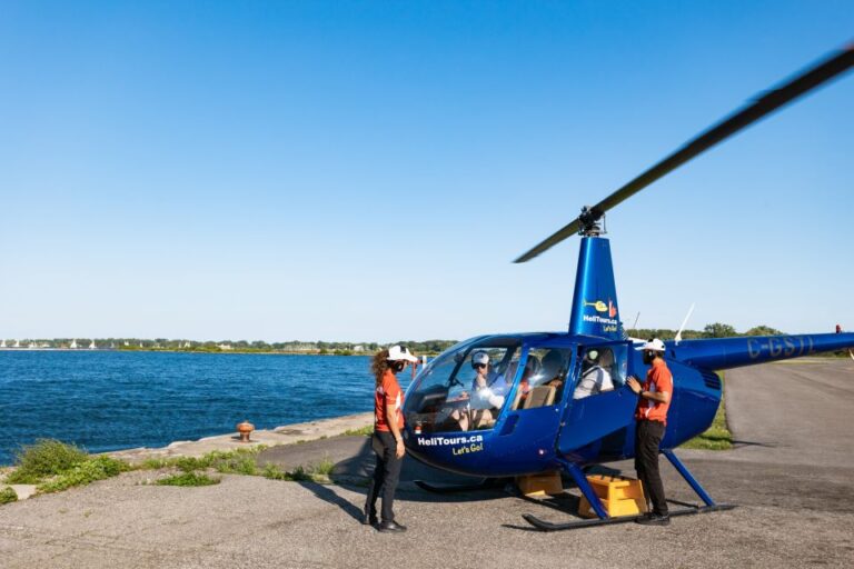 Toronto: City Sightseeing Helicopter Tour