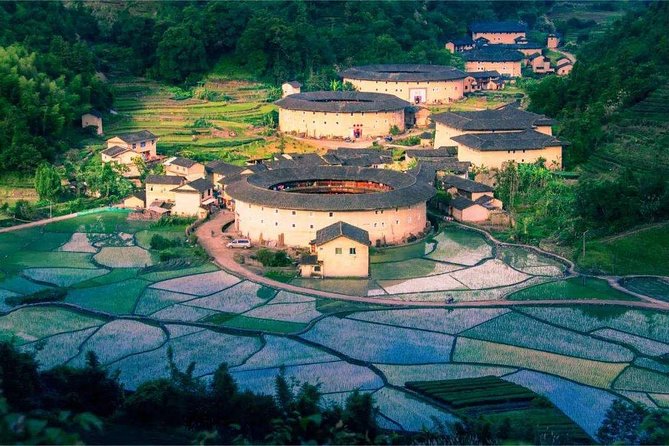 Tour Guide and Car: Private Day Tour to Tianluokeng Tulou and Hekeng Tulou