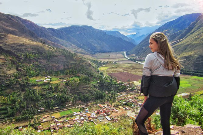 Tour to the Sacred Valley of the Incas 1 Day