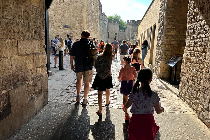 Tower of London for Kids & Families Private Guided Tour With Pre-Booked Tickets