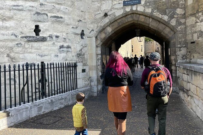 Tower of London Private Guided Tour for Kids and Families