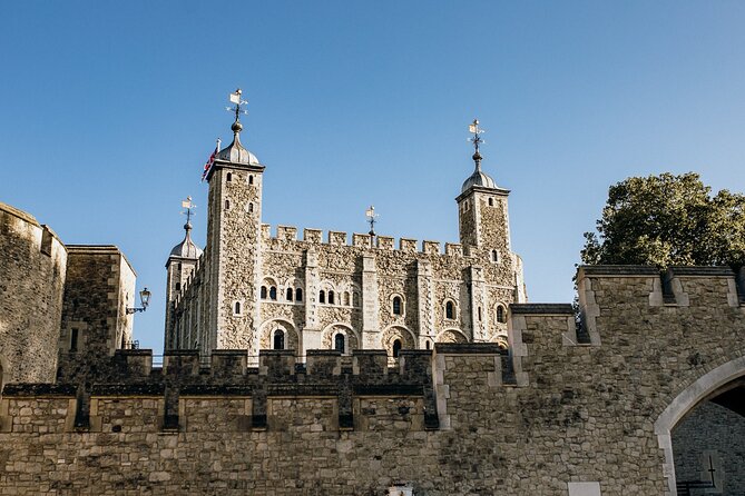 Tower of London Tour With Crown Jewels & Cruise