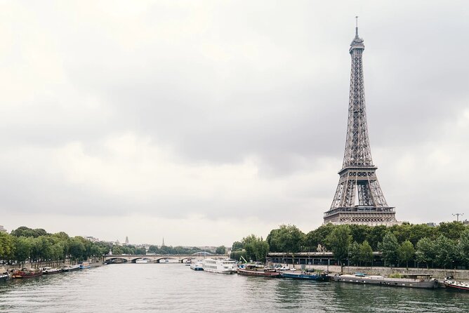 Transfer and Full Day Private Tour in Paris With Lunch Cruise