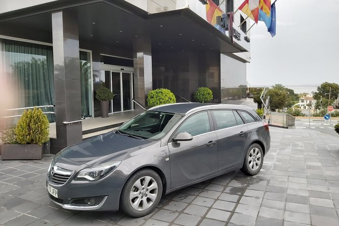 Transfer From Alicante Airport to Calpe in Private Sedan Car Max. 3 Passengers