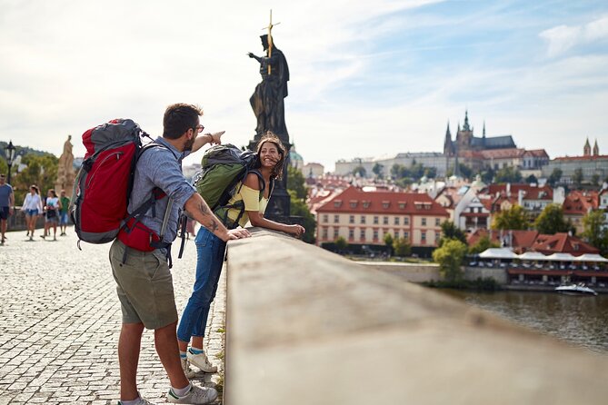 Treasures of Prague: Castle and Old Town Private Walking Tour