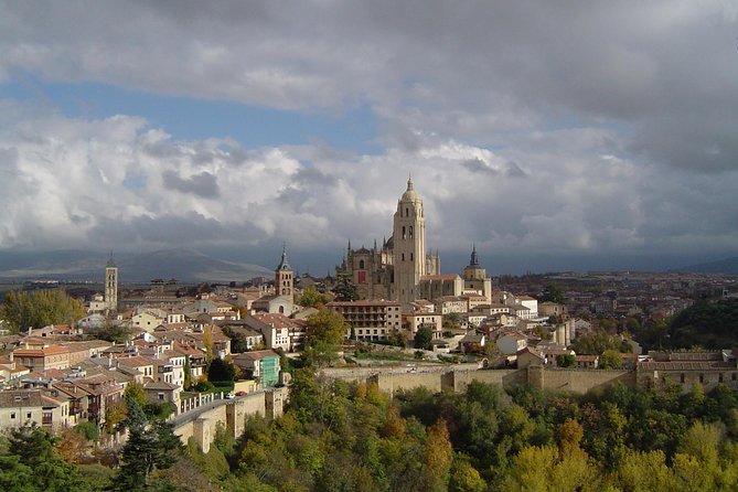 Trip to Segovia With Guided Walking Tour Included