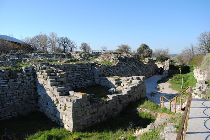 Troy and Gallipoli Day Trip From Canakkale