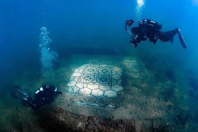 Try Scuba Dive on the Underwater Roman Ruins in Baia From Naples