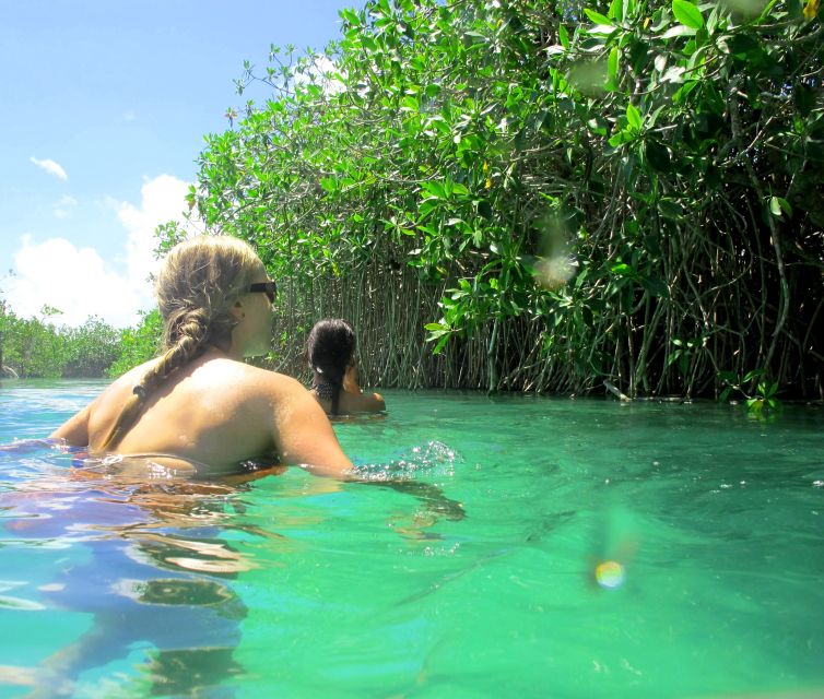 Tulum: Sian Ka’an Lagoons and Cenote Escondido Tour