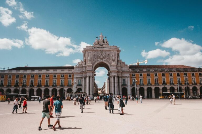 Unforgettable Walking Tour – Explore Lisbon in 4 Hours