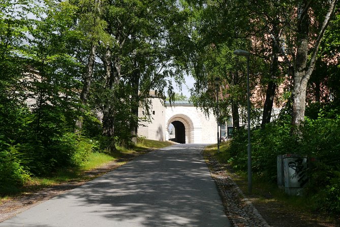Uppsala City Tour 1h – Uppsala Castles Macabre and Diffirent History