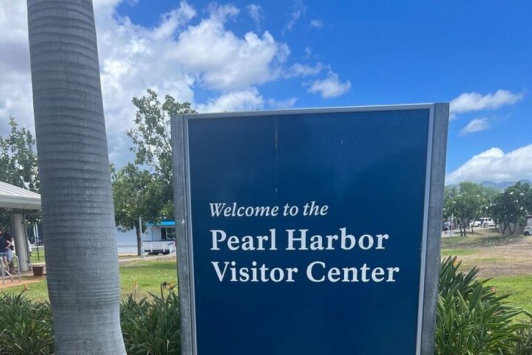 USS Arizona and Pearl Harbor City Tour With Lunch Option