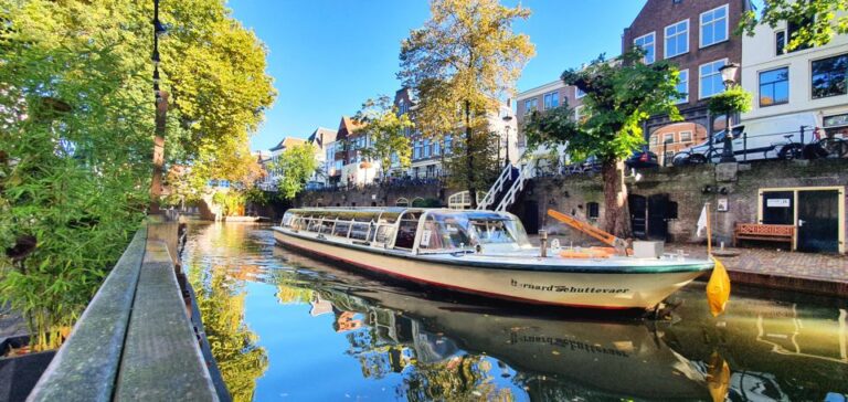 Utrecht: City Boat Tour & Balkan Restaurant Lunch OR Dinner