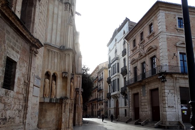 Valencia Small-Group Walking Tour