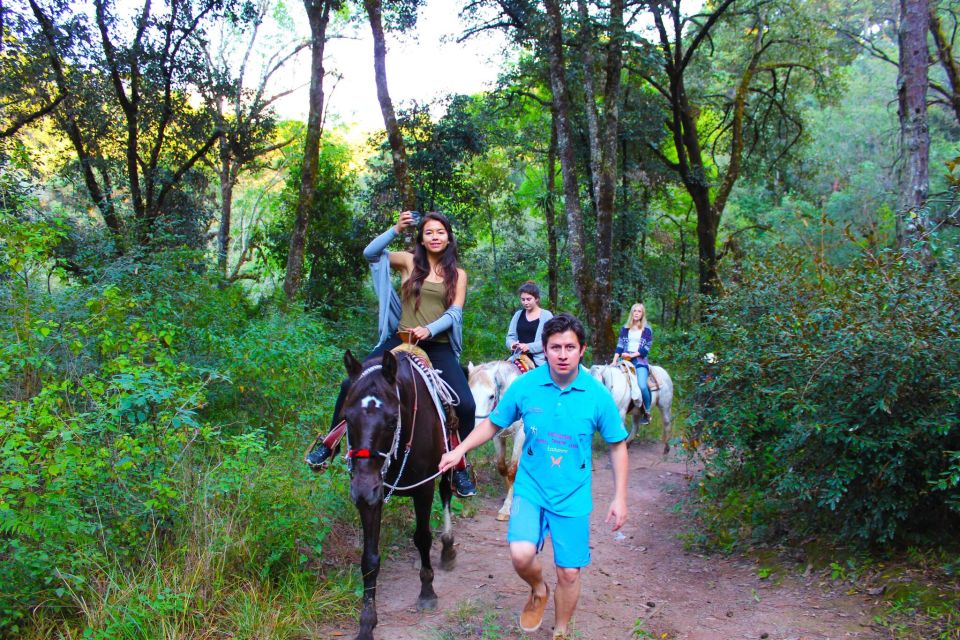 Valle De Bravo: Waterfall Riding Tour