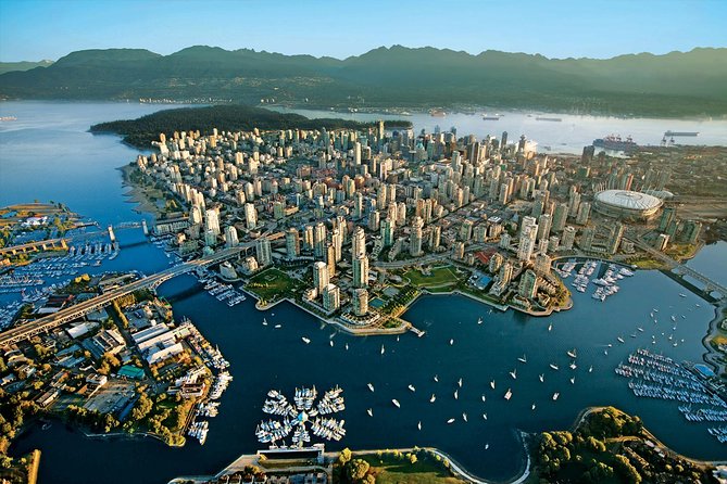 Vancouver City Sightseeing Tour: Granville Island & Stanley Park