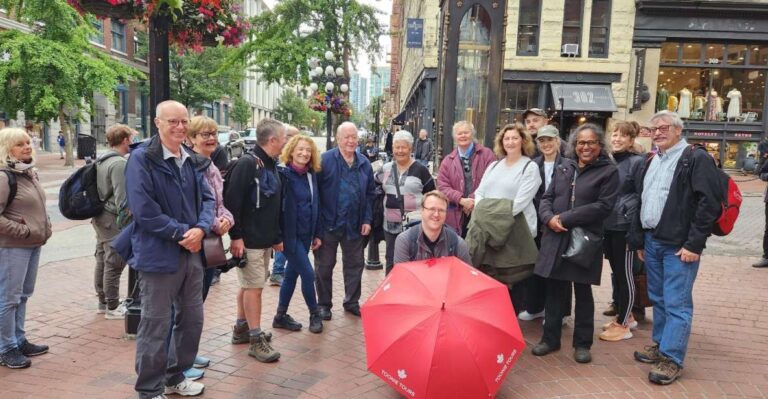 Vancouver: Private City Walking Tour