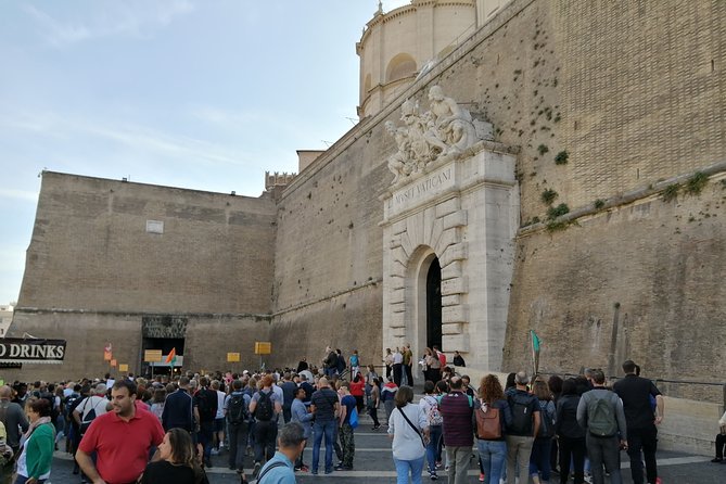 Vatican Museums, Sistine Chapel & Basilica Tour Without Queue