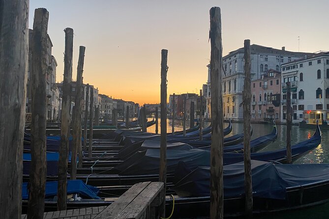 Venice: Secret Corners Private Walking Tour