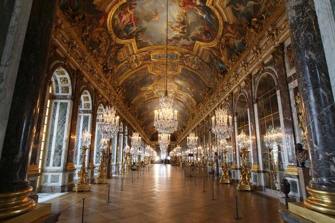 VERSAILLES: Visit the Royal Palace of the Kings of France