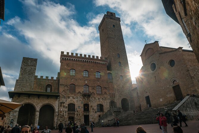 1 volterra and san gimignano a taste of medieval tuscany Volterra and San Gimignano: a Taste of Medieval Tuscany!